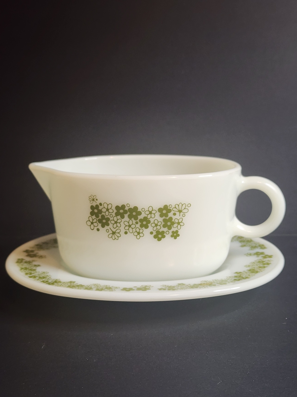 Pyrex Vintage Gravy Boat and Saucer  Green Spring Blossom (Crazy Daisy).